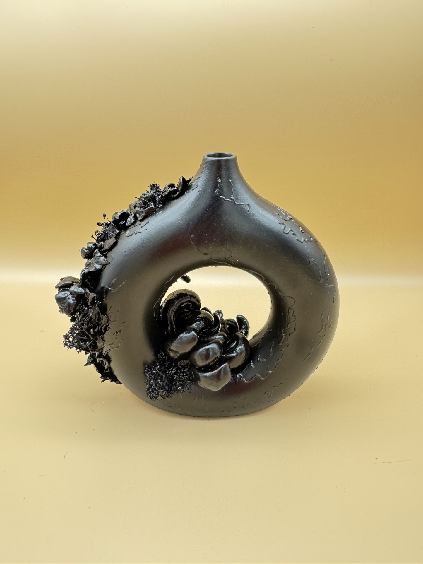 Obsidian Bloom - Hand sculpted vase