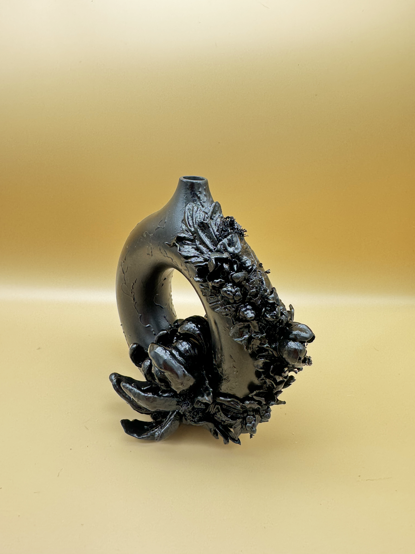 Obsidian Bloom - Hand sculpted vase