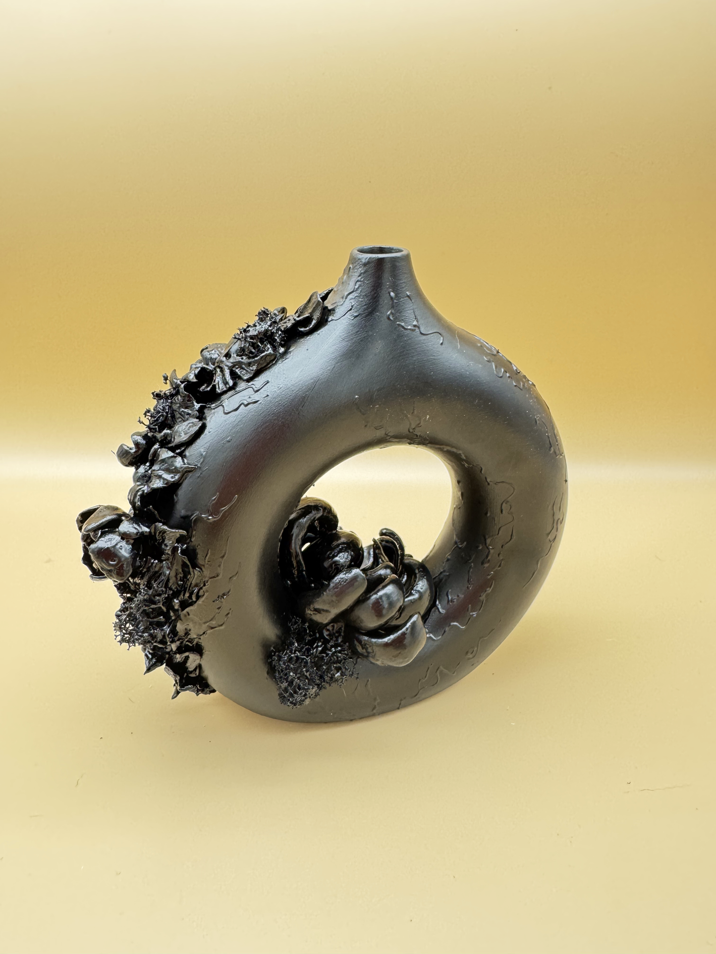 Obsidian Bloom - Hand sculpted vase
