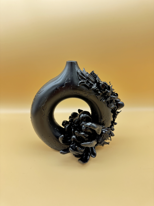 Obsidian Bloom - Hand sculpted vase
